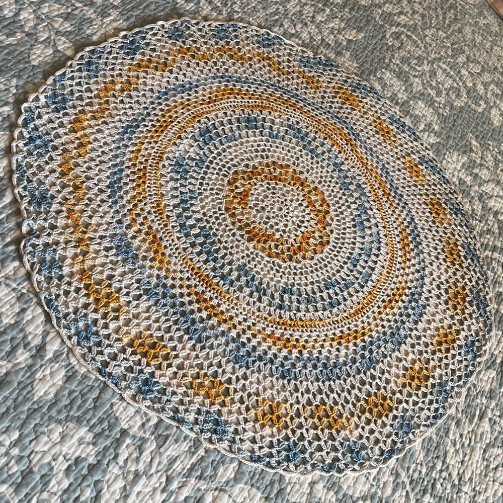 Vintage oversized Crochet 'doily' Round Table Mat in Blue and Yellow - Picture 7 of 7